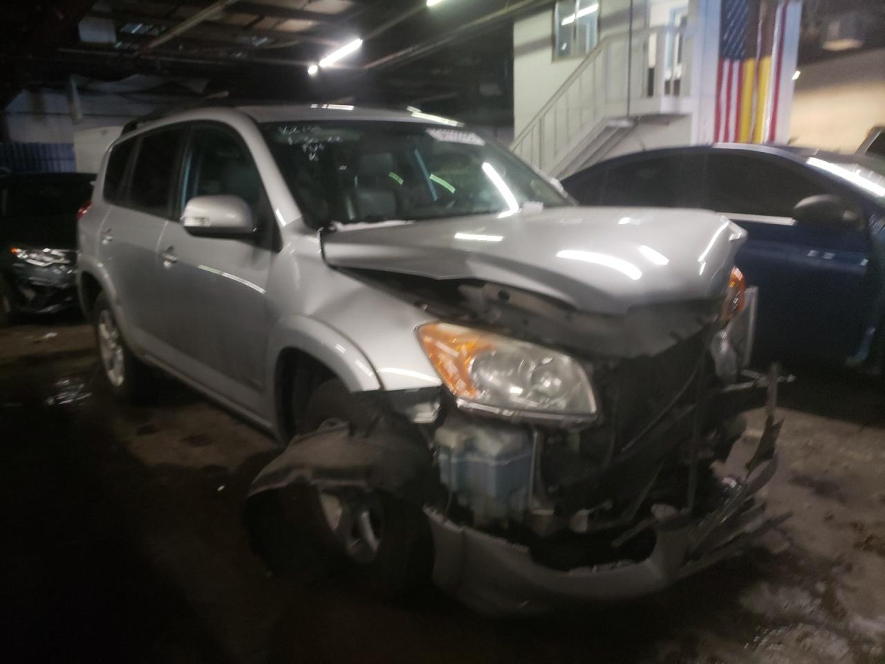 TOYOTA RAV4 LIMIT 2011 with VIN 2T3YK4DV4BW012404 - Photo from auction