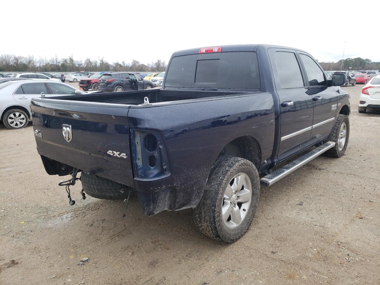 Photo 4 from auction – 2018 RAM 1500 SLT with VIN 3C6RR7LT6JG146404