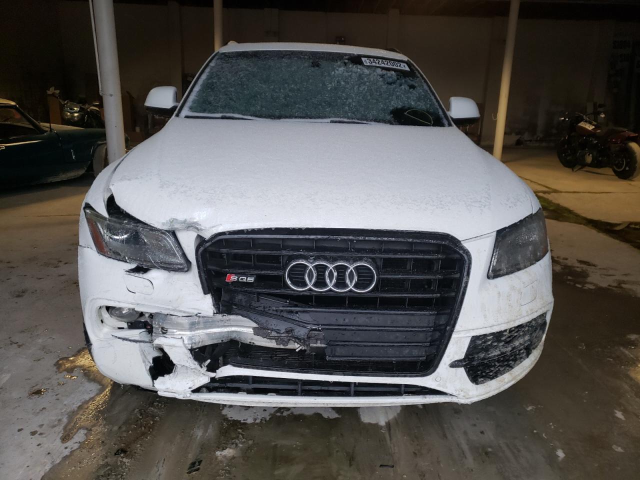 Photo 9 from auction – 2016 AUDI SQ5 PREMIU with VIN WA1CCAFP4GA010236