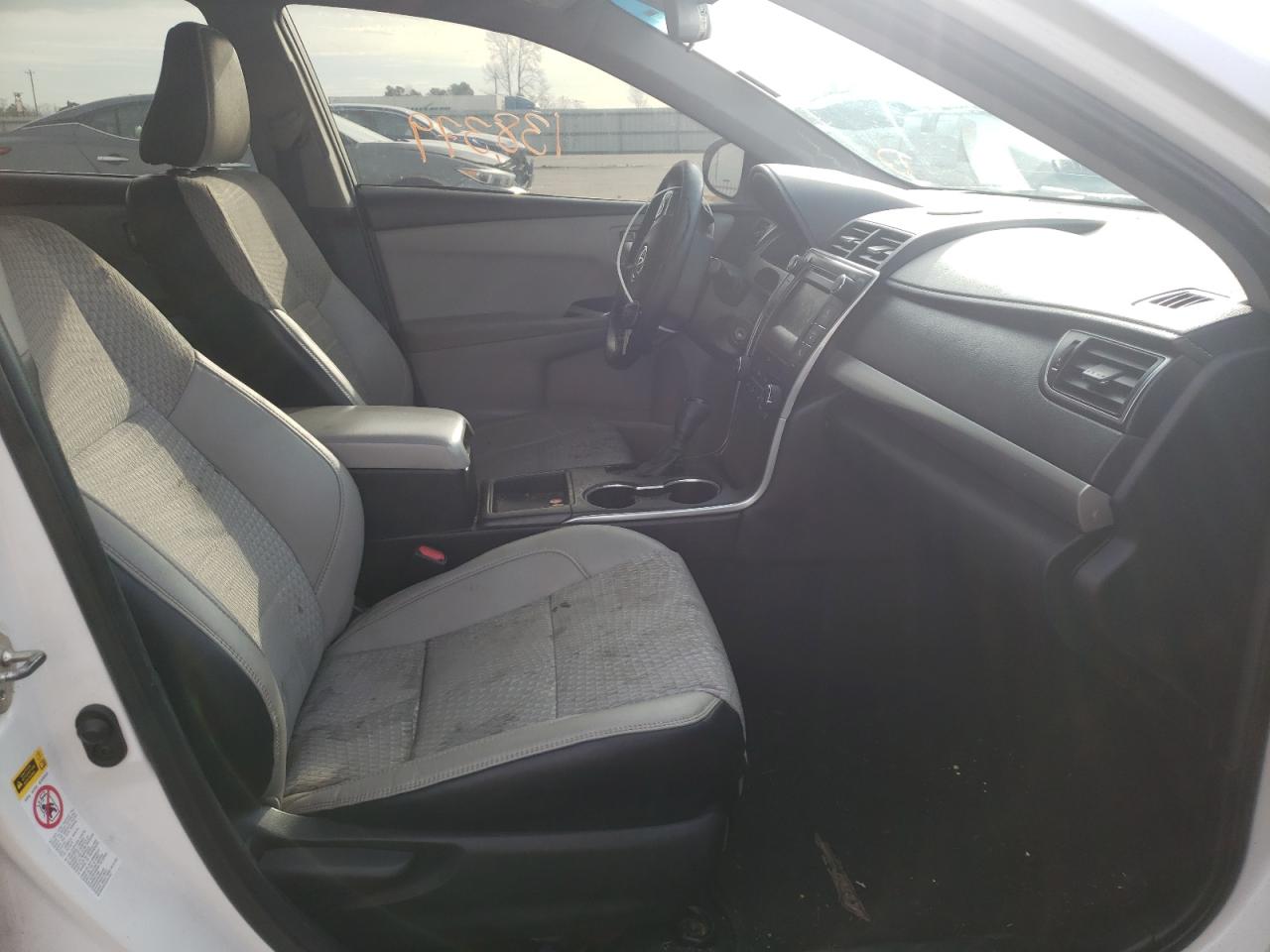 Photo 5 from auction – 2015 TOYOTA CAMARY with VIN 4T1BF1FK9FU071023