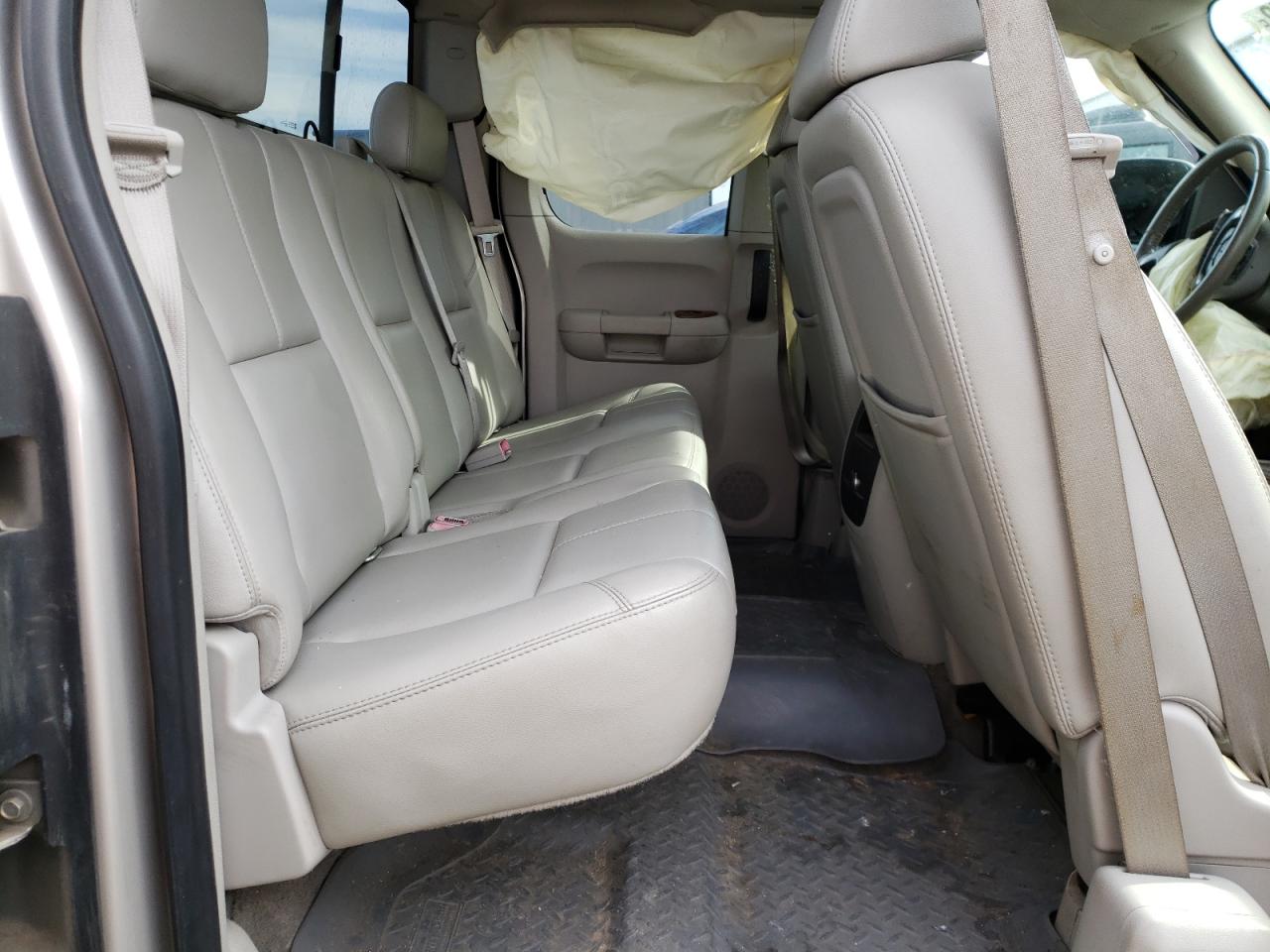 Photo 6 from auction – 2007 CHEVROLET SILVERADO with VIN 2GCEK190X71663079