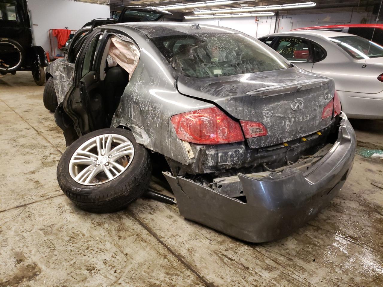 Photo 3 from auction – 2013 INFINITI G37 with VIN JN1CV6AR2DM765596