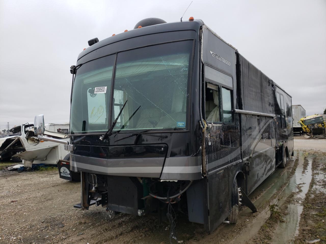 Photo 2 from auction – 2007 FREIGHTLINER CHASSIS X with VIN 4UZACJDC87CZ47605