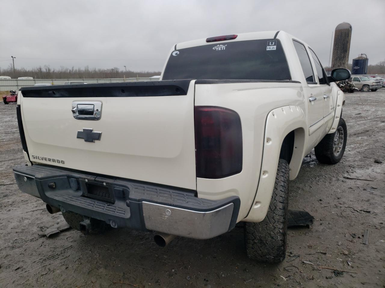 Photo 4 from auction – 2011 CHEVROLET SILVERADO with VIN 3GCPKSE33BG339356