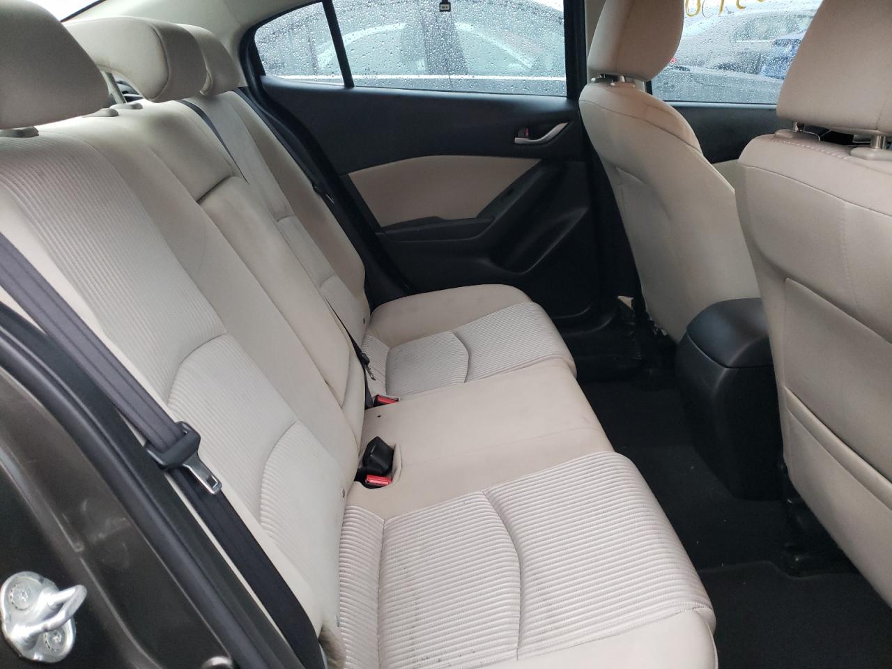 Photo 6 from auction – 2015 MAZDA 3 TOURING with VIN JM1BM1V74F1257027