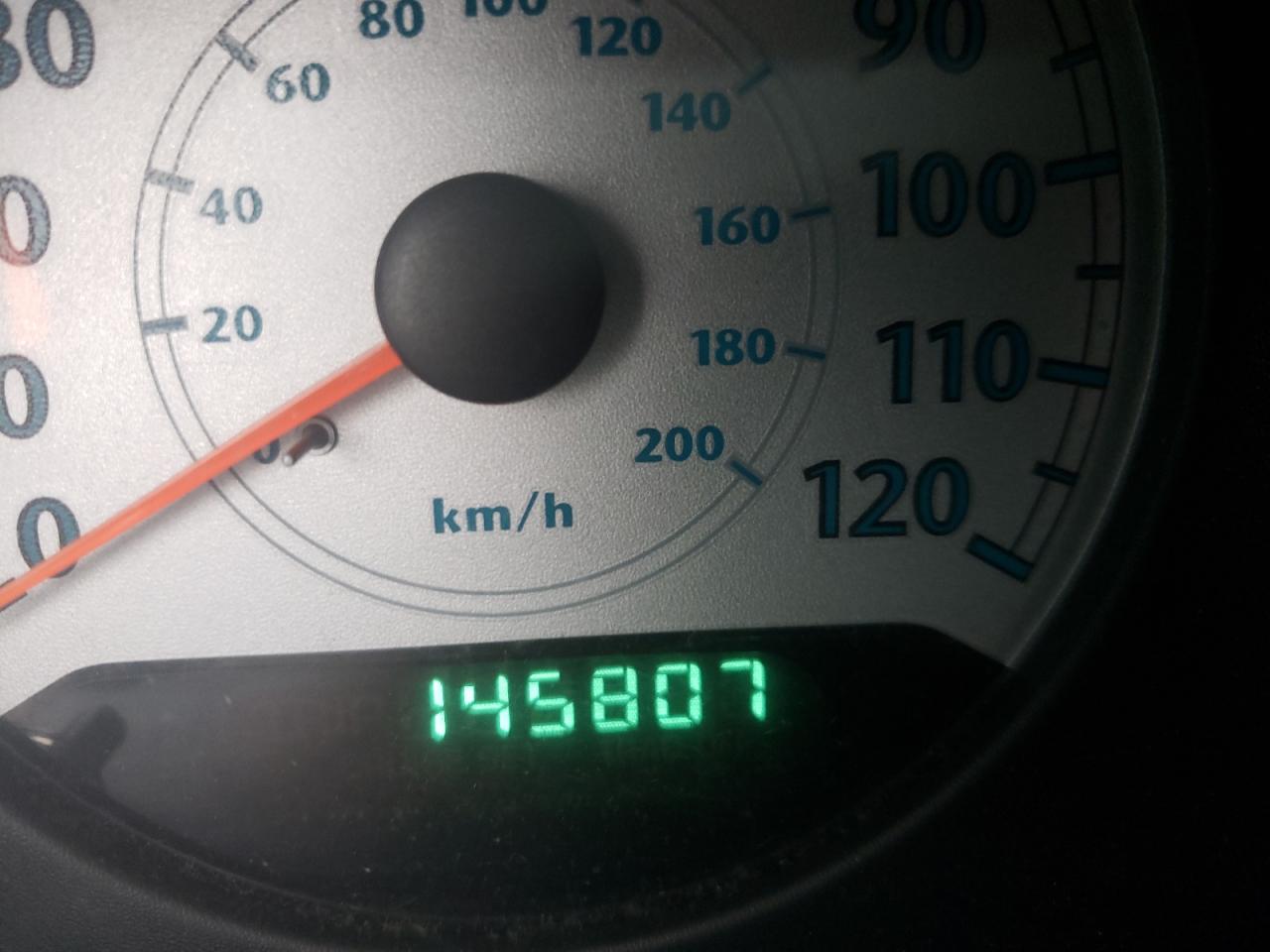 Photo 8 from auction – 2007 CHRYSLER TOWN & COU with VIN 2A4GP44R47R219824