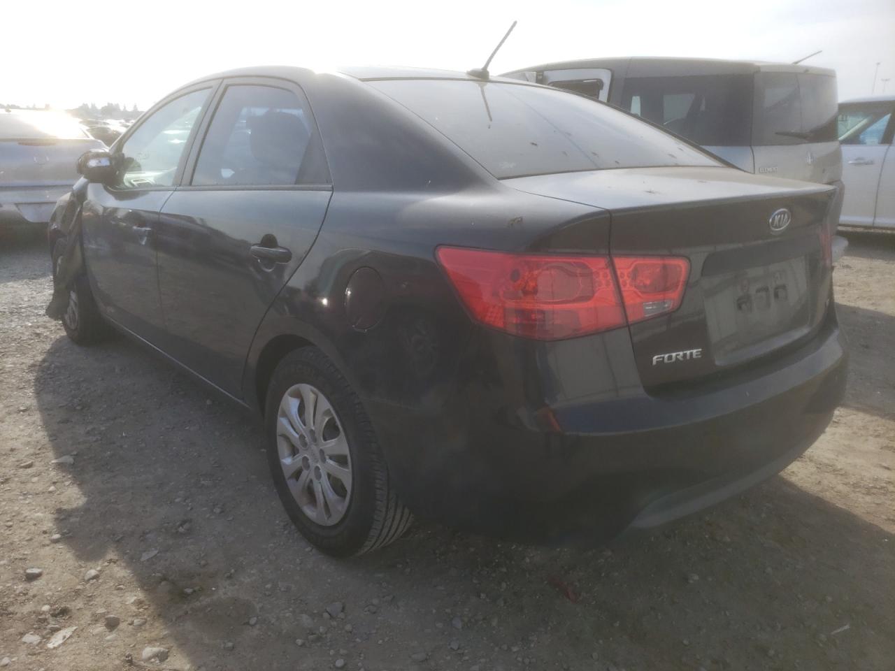 Photo 3 from auction – 2010 KIA FORTE EX with VIN KNAFU4A21A5187224