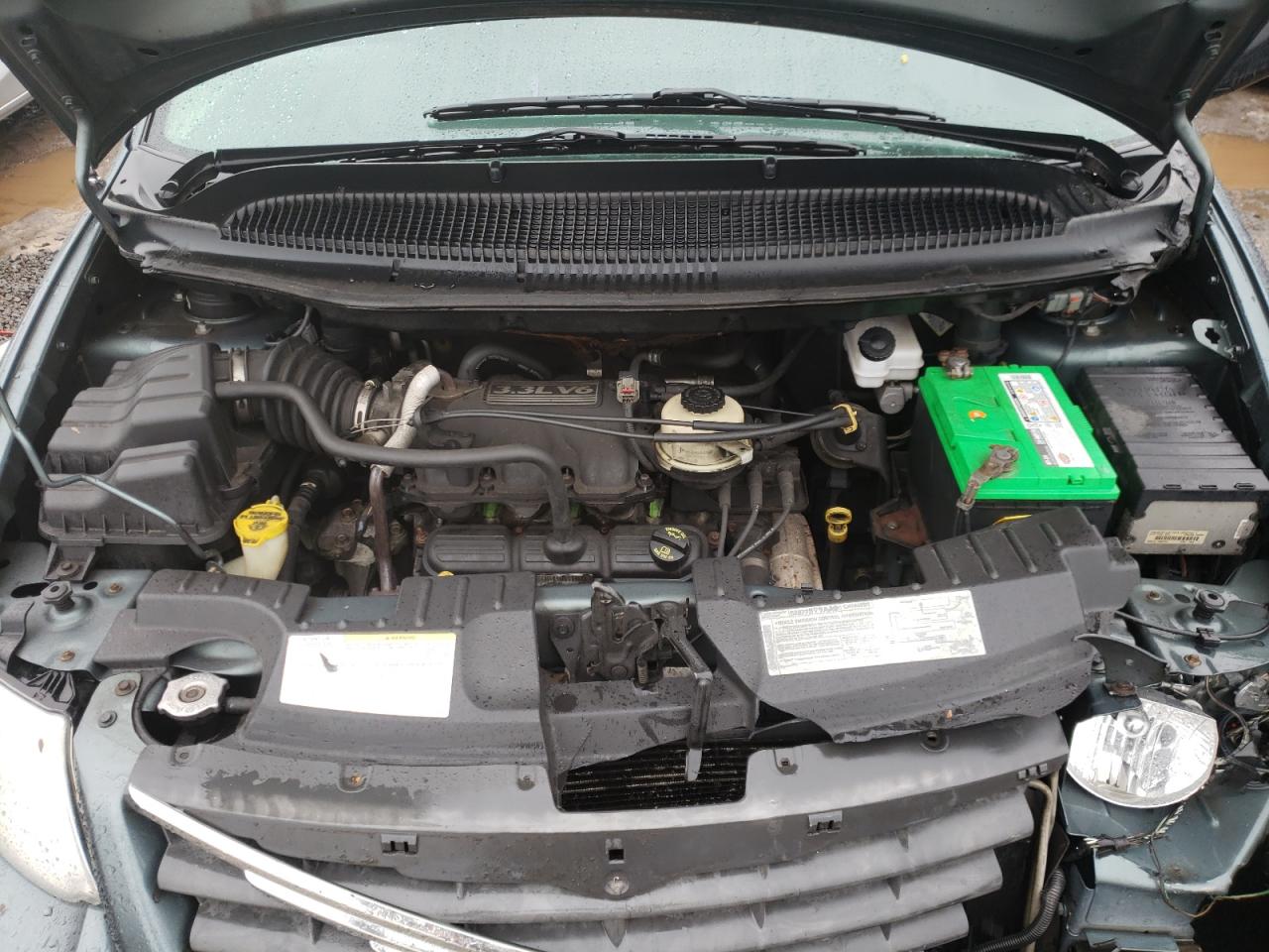 Photo 7 from auction – 2007 CHRYSLER TOWN & COU with VIN 2A4GP44R47R219824