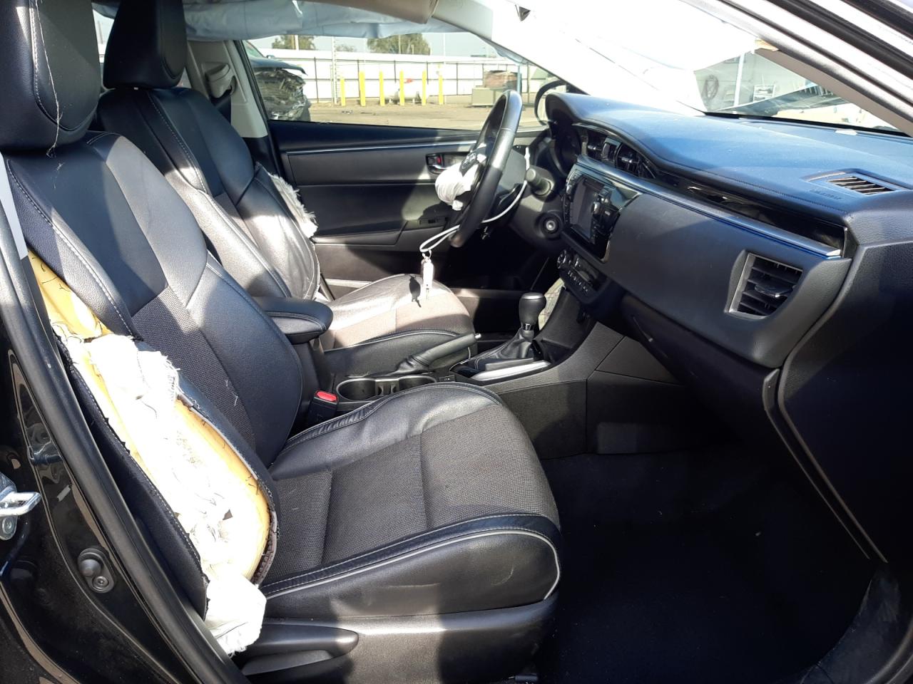 Photo 5 from auction – 2016 TOYOTA COROLLA L with VIN 5YFBURHE2GP535767