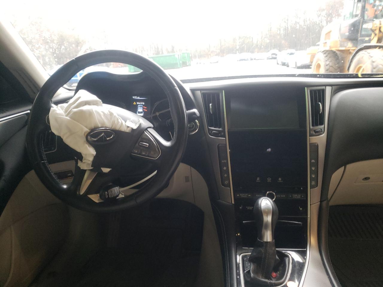 Photo 9 from auction – 2014 INFINITI Q50 BASE with VIN JN1BV7AP2EM691629