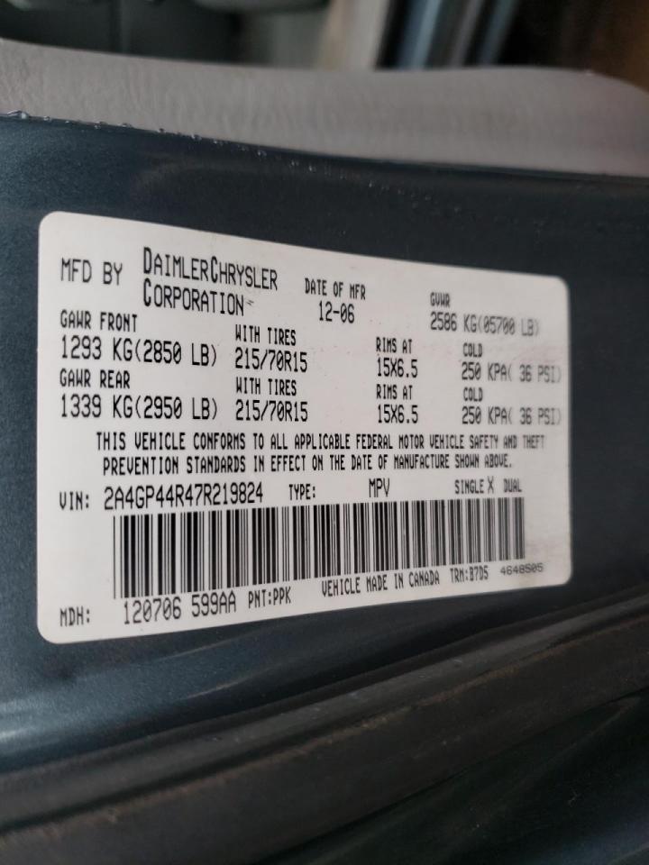 Photo 10 from auction – 2007 CHRYSLER TOWN & COU with VIN 2A4GP44R47R219824