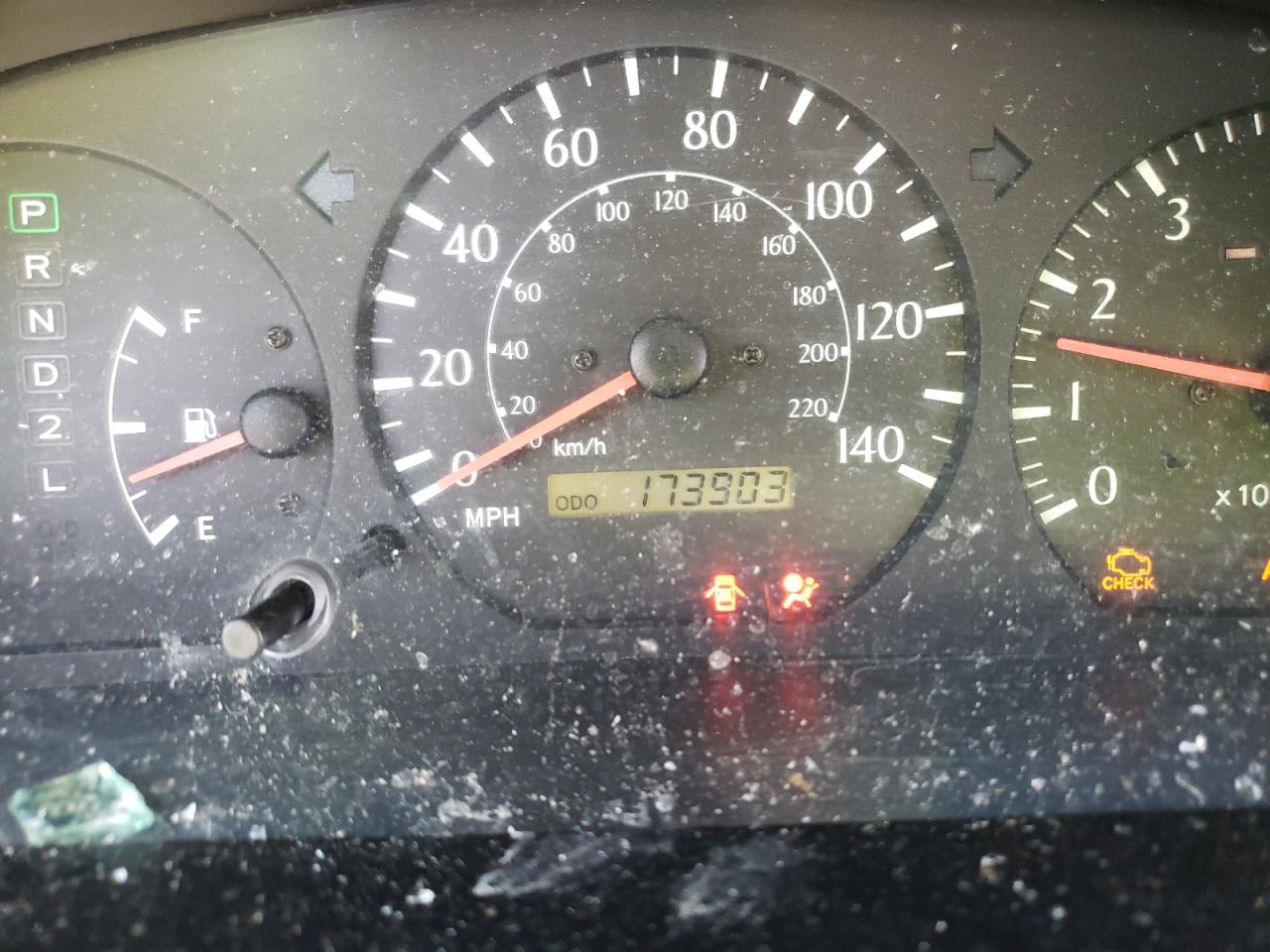 Photo 8 from auction – 2000 TOYOTA OTHER with VIN 2T1CF28P0YC267066