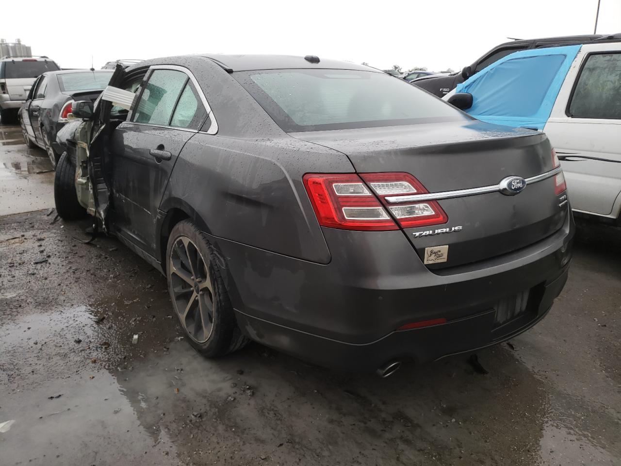 Photo 3 from auction – 2015 FORD TAURUS SEL with VIN 1FAHP2E87FG208441
