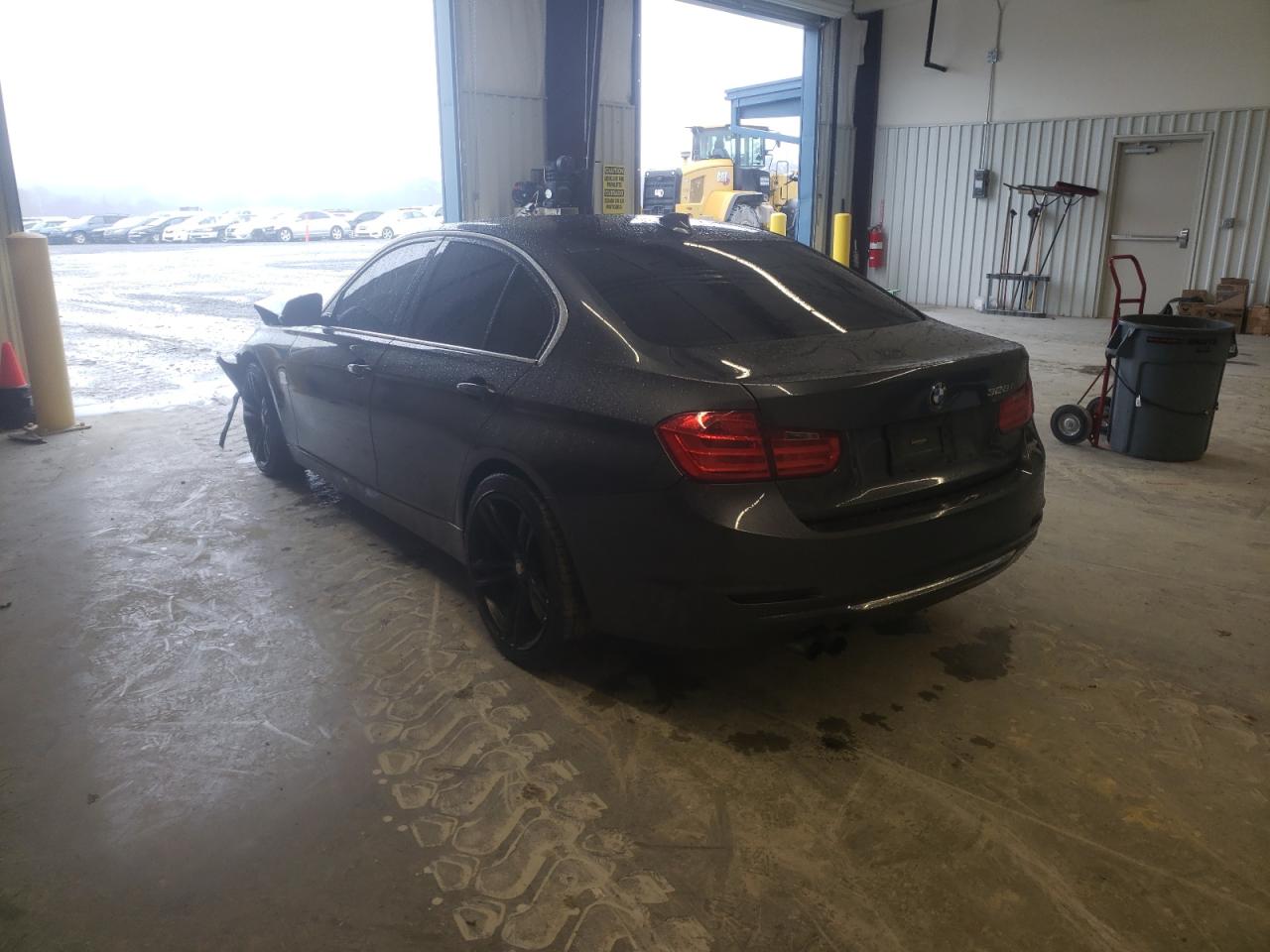 Photo 3 from auction – 2013 BMW 328 I SULE with VIN WBA3C1C58DF437200