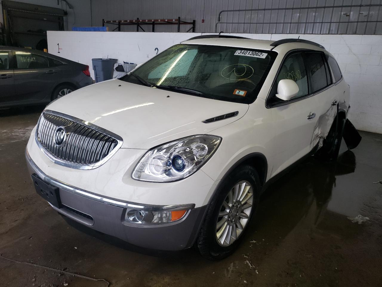 Photo 2 from auction – 2011 BUICK ENCLAVE CX with VIN 5GAKVBEDXBJ417075