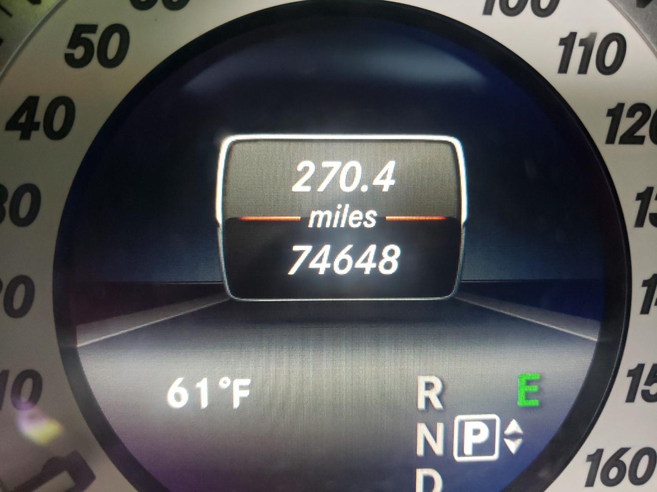 Photo 8 from auction – 2016 MERCEDES-BENZ E 350 with VIN WDDHF5KB4GB274545