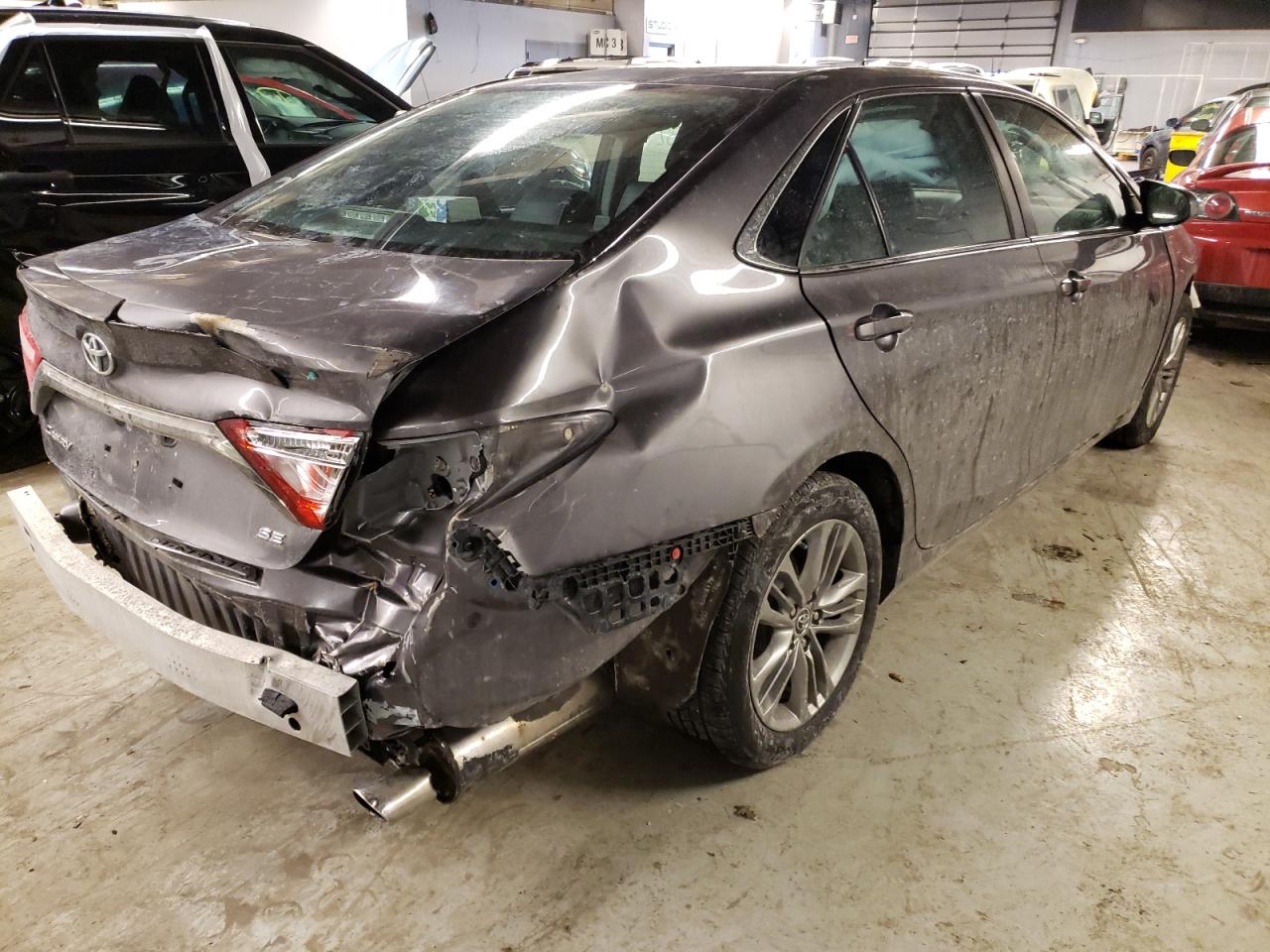 Photo 4 from auction – 2015 TOYOTA CAMRY LE with VIN 4T1BF1FK7FU104195