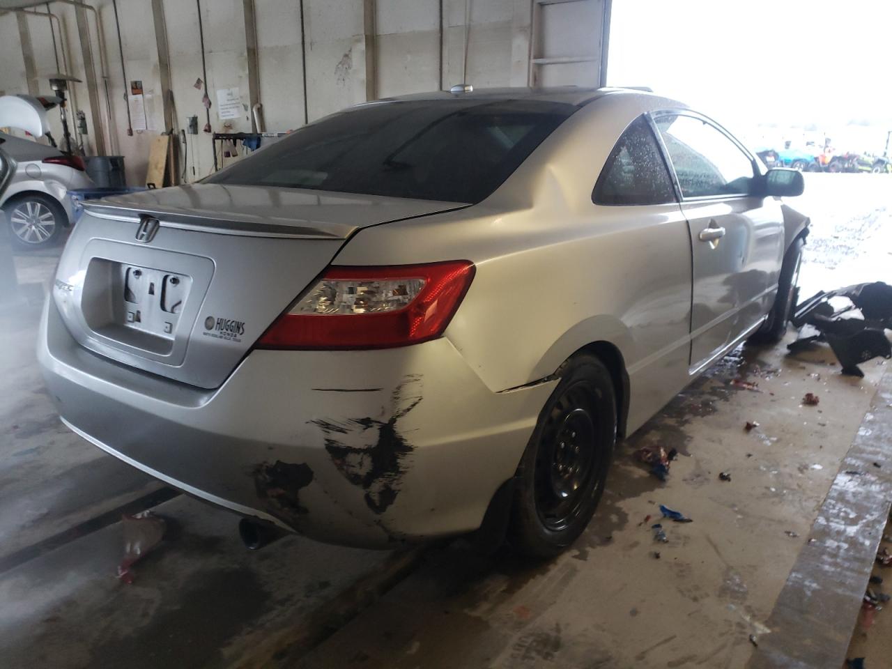 Photo 4 from auction – 2007 HONDA CIVIC EX with VIN 2HGFG12877H585018