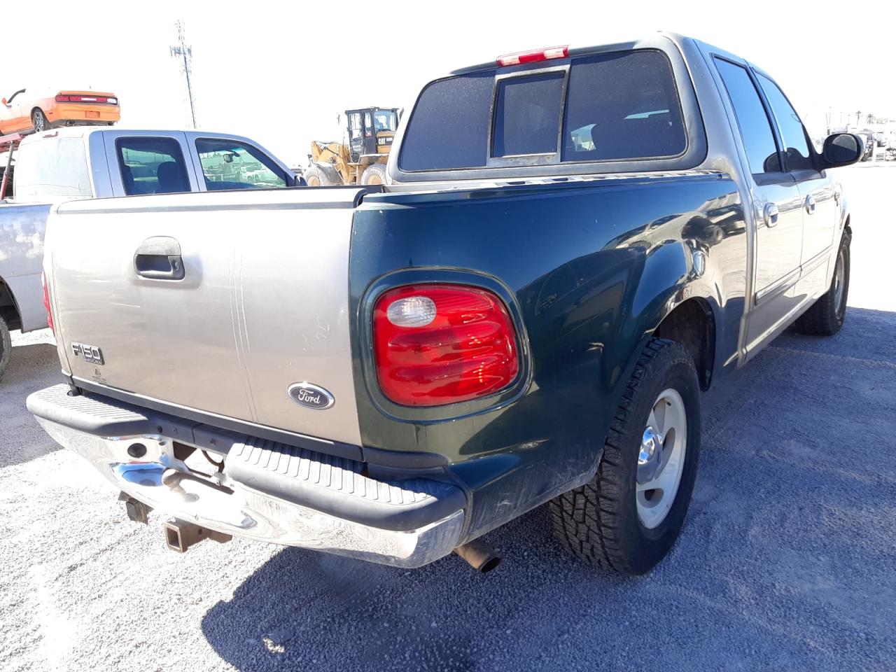 Photo 4 from auction – 2001 FORD F150 SUPER with VIN 1FTRW07W11KD93187