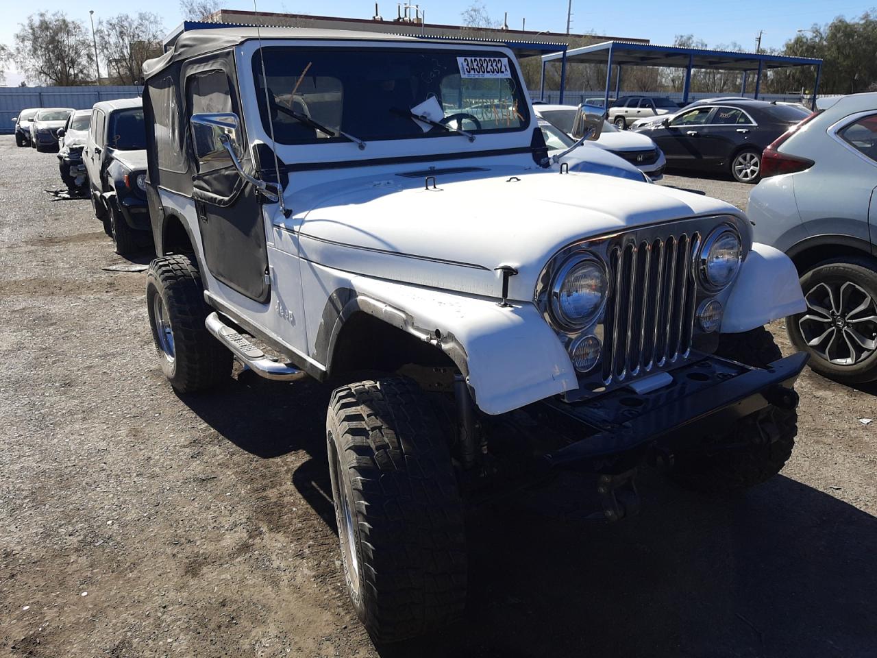 JEEP JEEP CJ7 1983 with VIN 1JCCN87A4DT050673 - Photo from auction