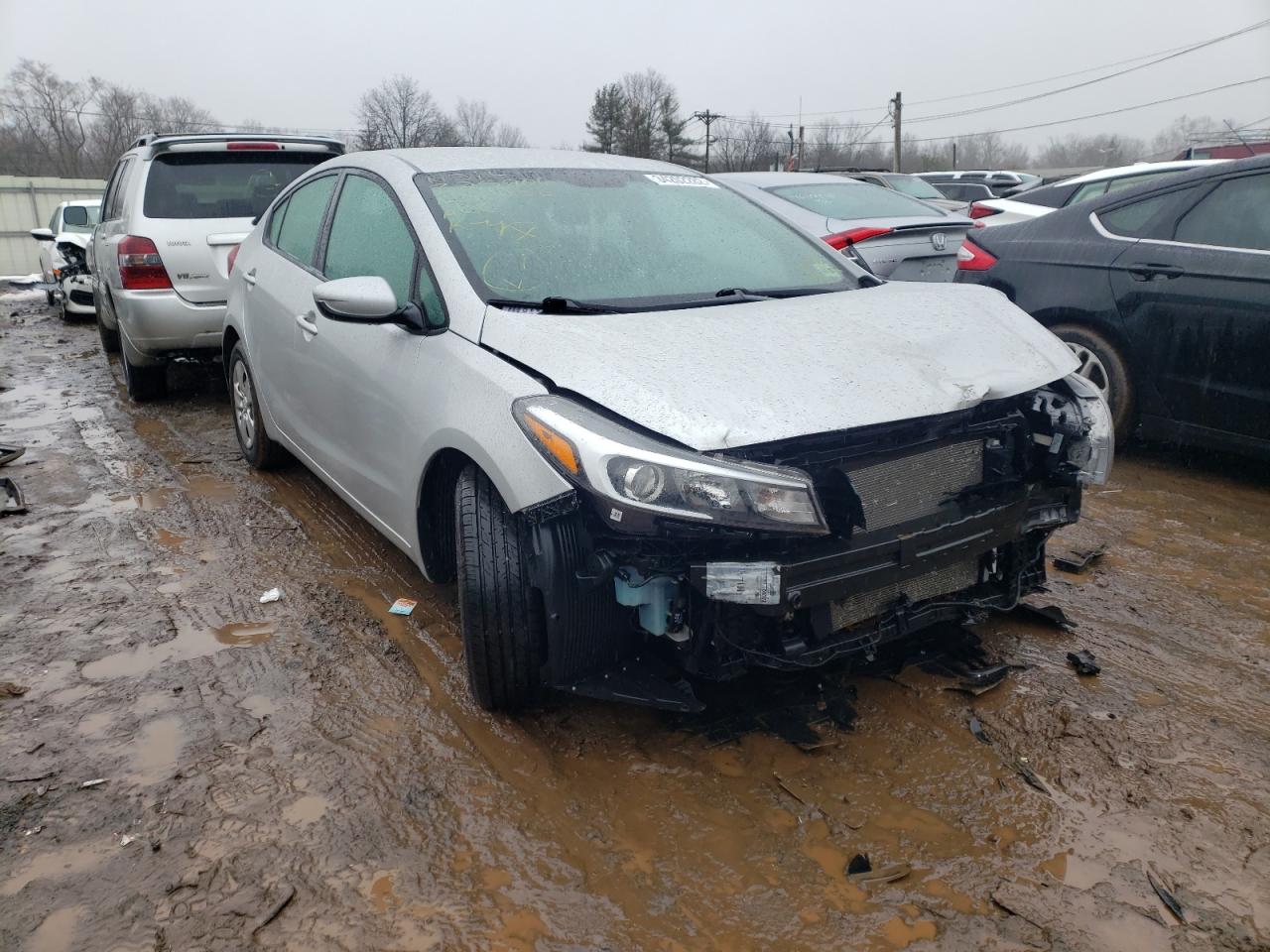 Photo 1 from auction – 2018 KIA FORTE LX with VIN 3KPFK4A73JE190182