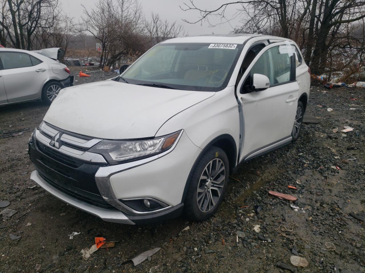 Photo 2 from auction – 2018 MITSUBISHI OUTLANDER with VIN JA4AD3A33JZ014565