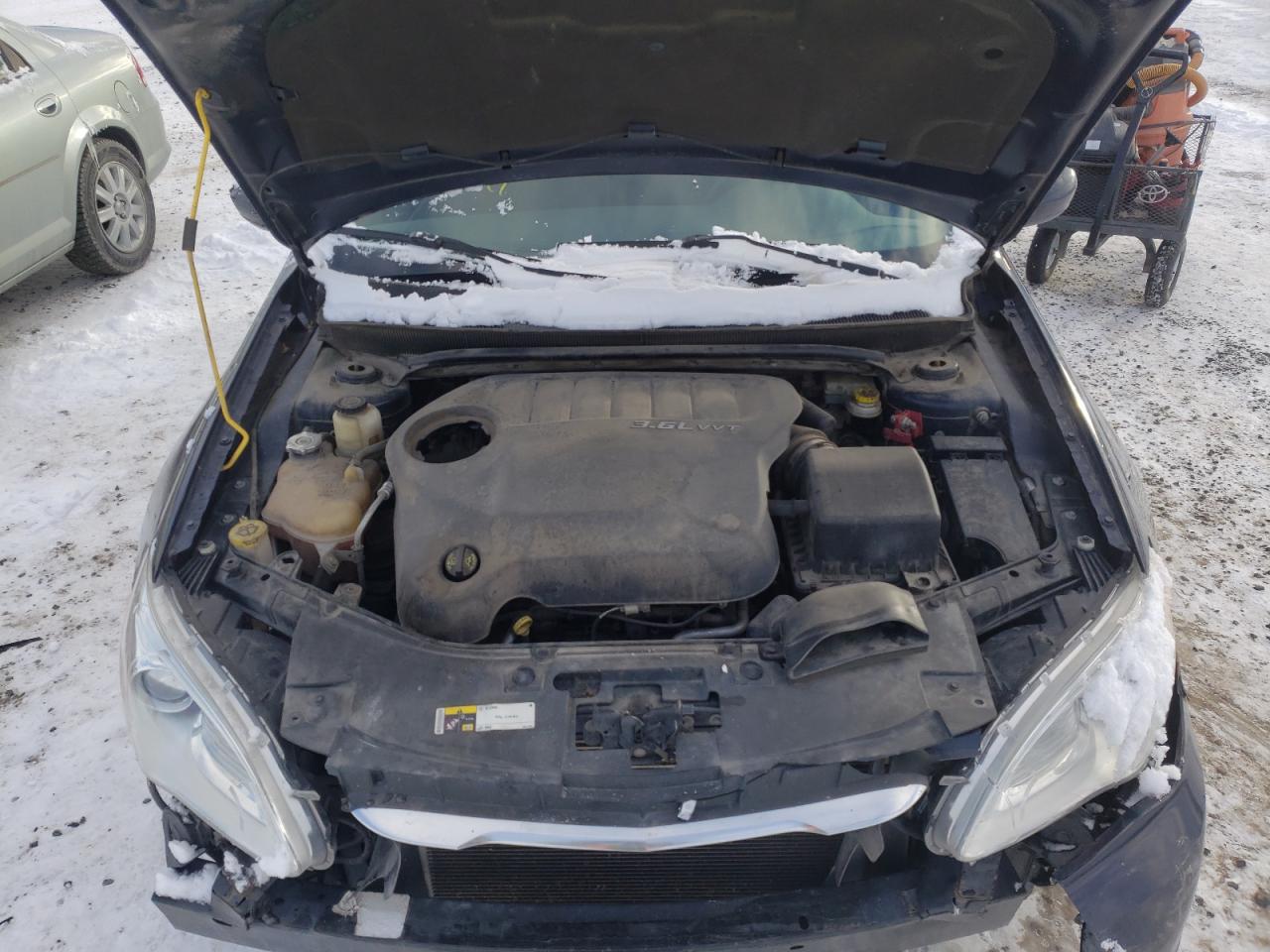 Photo 7 from auction – 2013 CHRYSLER 200 LX with VIN 1C3CCBAG3DN726735