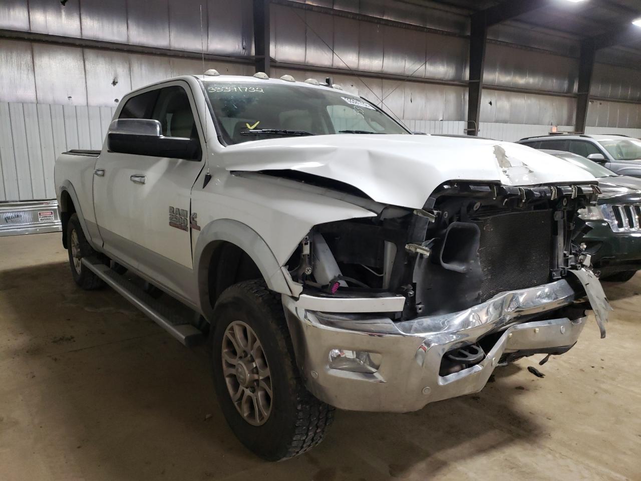 RAM 2500 LARAM 2016 con VIN 3C6UR5FL2GG161887 - Foto de la subasta