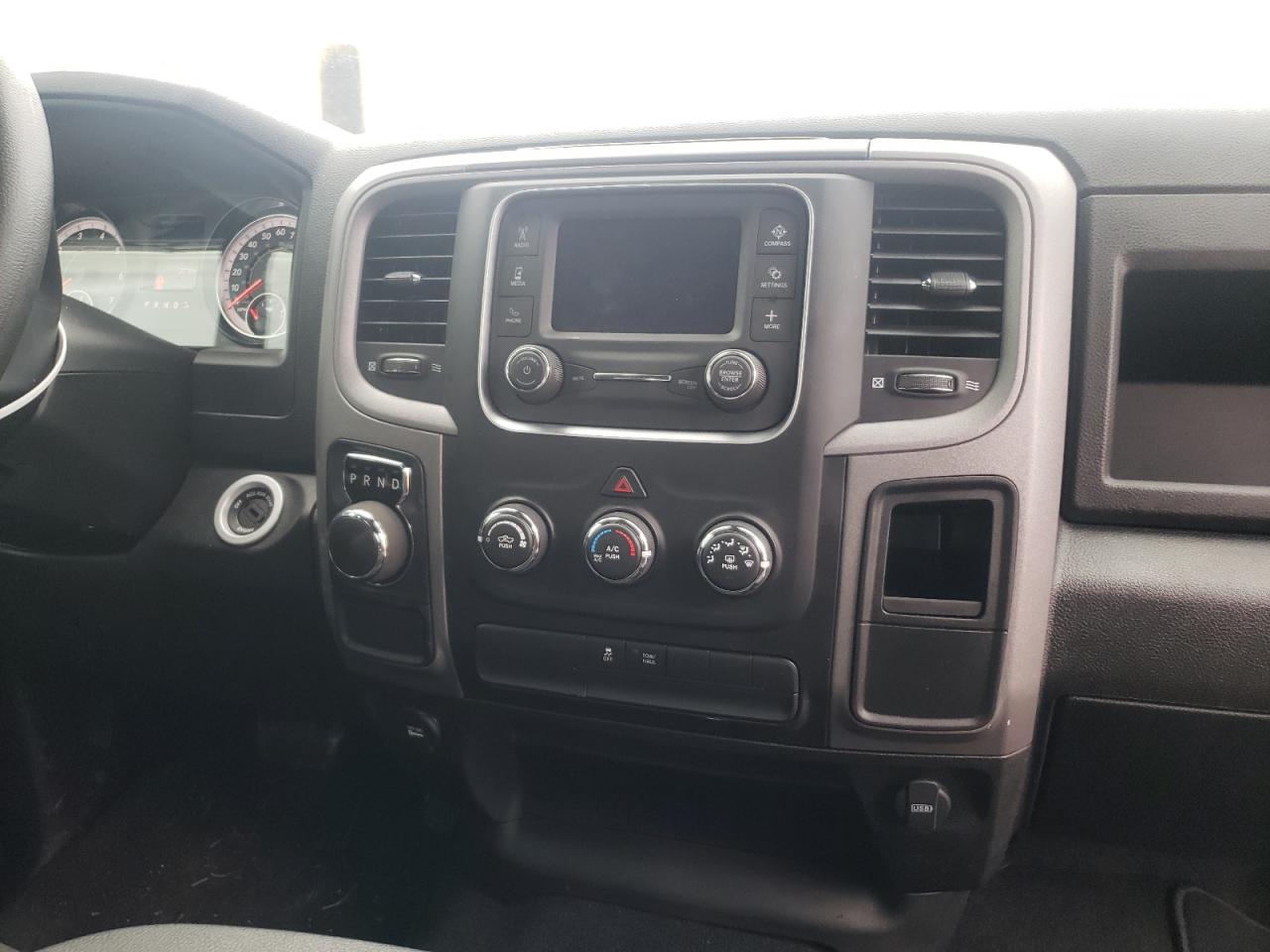 Photo 9 from auction – 2021 RAM 1500 CLASS with VIN 3C6RR6KT4MG707019