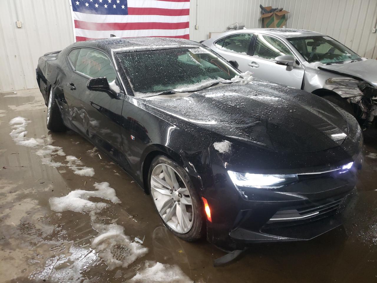 CHEVROLET CAMARO LT 2018 with VIN 1G1FB1RS7J0104896 - Photo from auction