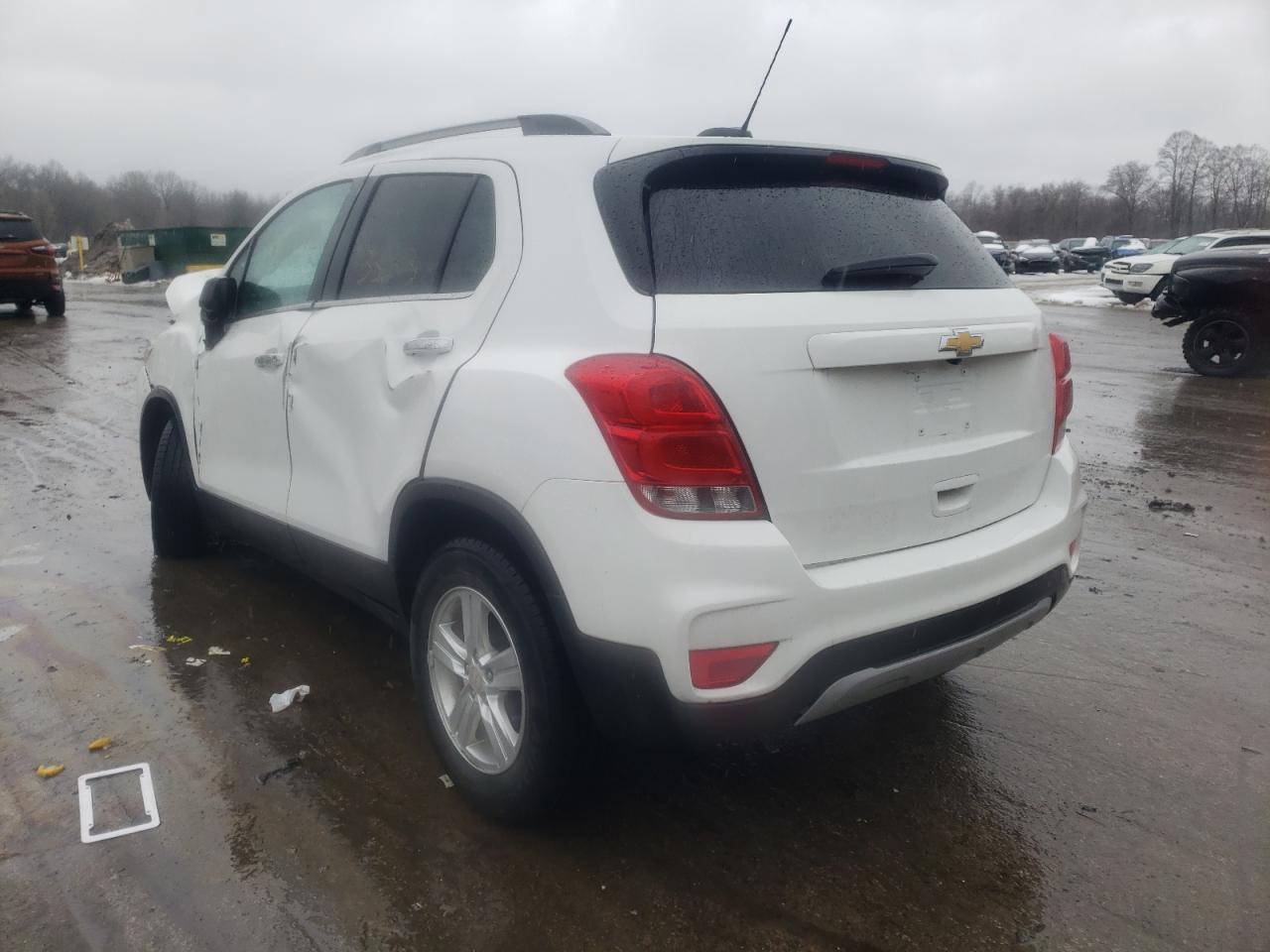 Photo 3 from auction – 2017 CHEVROLET TRAX 1LT with VIN 3GNCJPSB9HL285725