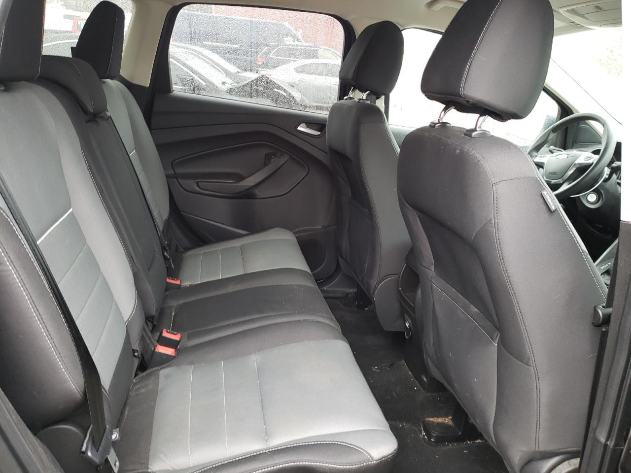 Photo 6 from auction – 2015 FORD ESCAPE SE with VIN 1FMCU0GX3FUC30763
