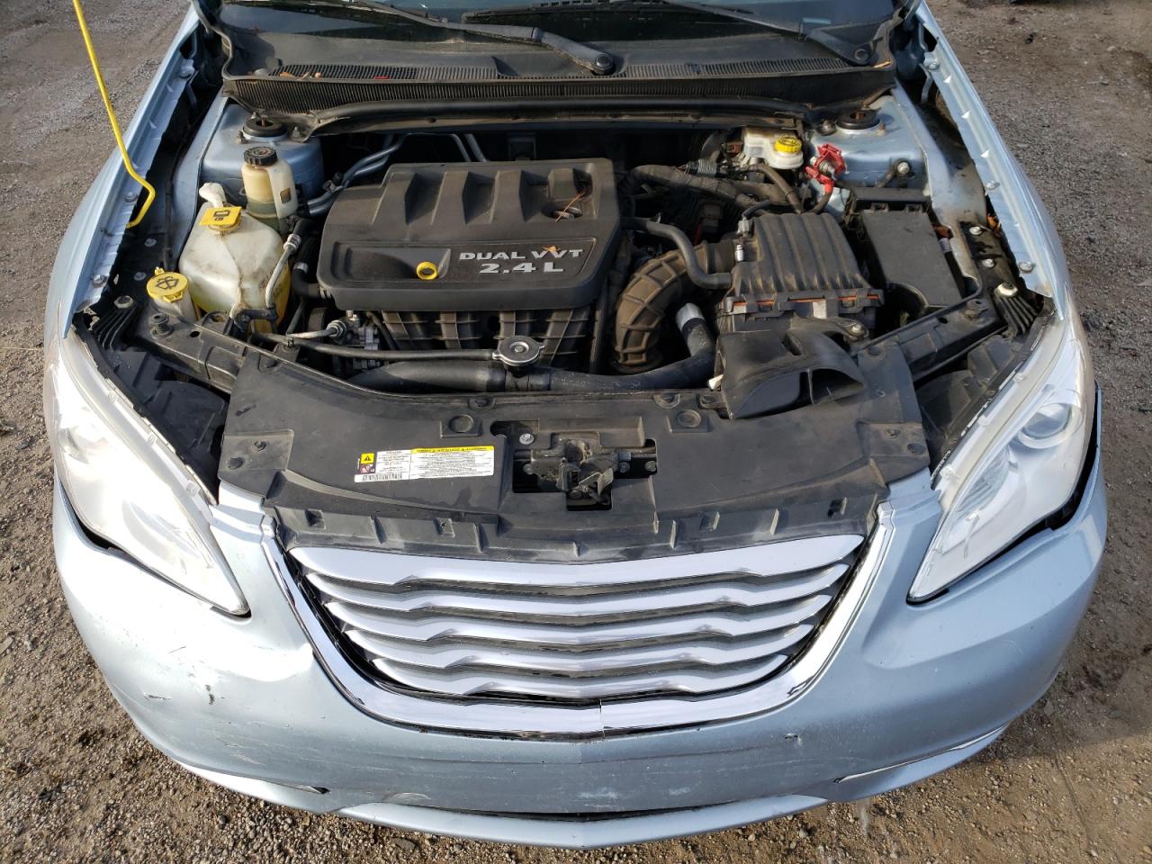 Photo 7 from auction – 2013 CHRYSLER 200 TOURIN with VIN 1C3CCBBB2DN744582