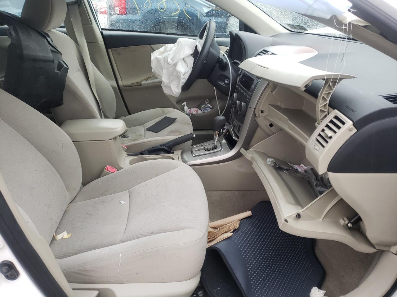 Zdjęcie 5 z aukcji – 2011 TOYOTA COROLLA BA z VIN JTDBU4EE7B9139954