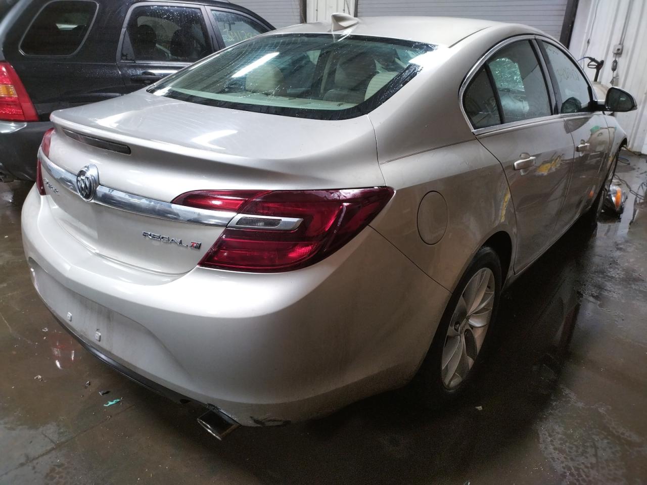 Photo 4 from auction – 2016 BUICK REGAL with VIN 2G4GK5EX4G9103431