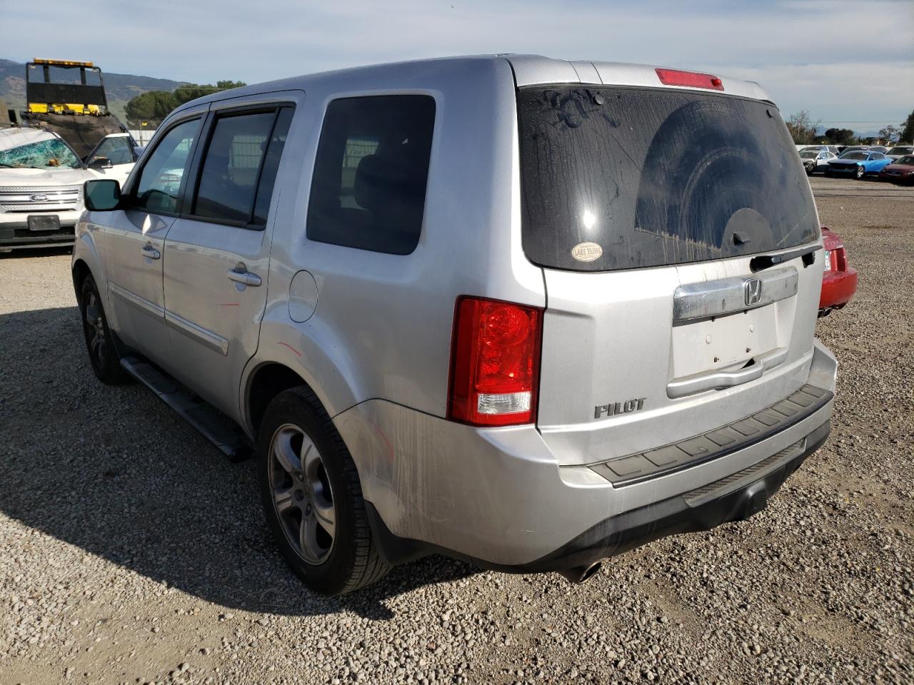 Photo 3 from auction – 2012 HONDA PILOT EX with VIN 5FNYF3H44CB034698