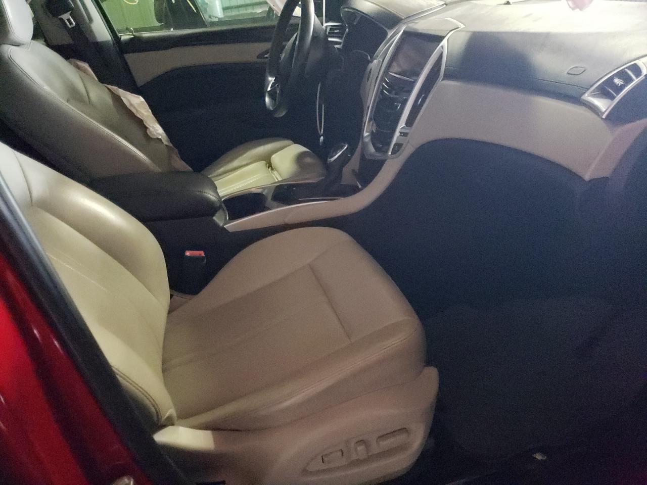 Photo 5 from auction – 2014 CADILLAC SRX PERFOR with VIN 3GYFNCE39ES687053