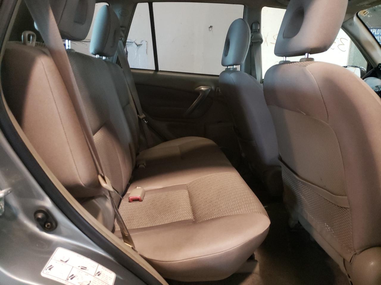Photo 6 from auction – 2004 TOYOTA RAV 4 with VIN JTEHD20V840021307