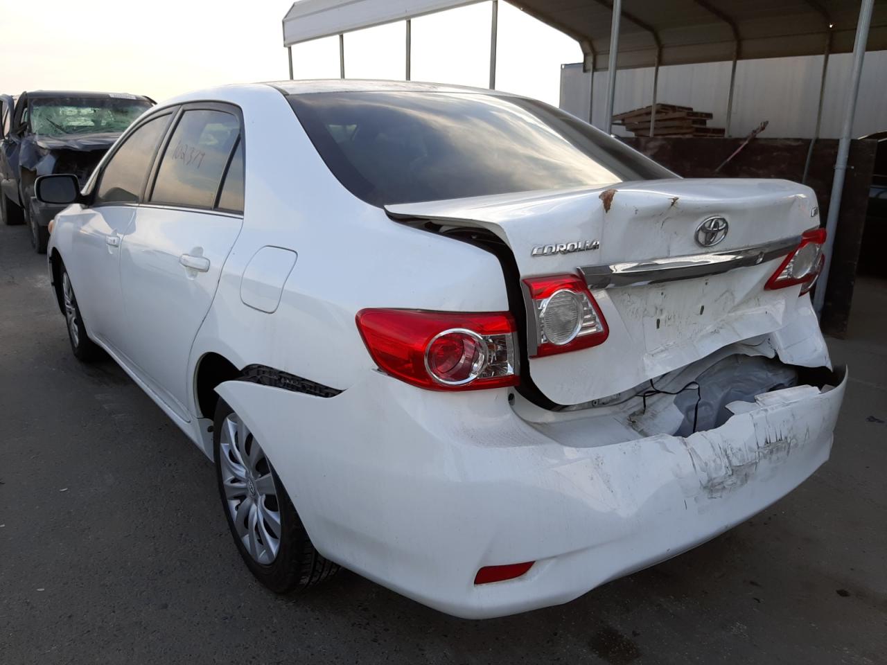 Photo 3 from auction – 2013 TOYOTA COROLLA BA with VIN JTDBU4EE4DJ121414
