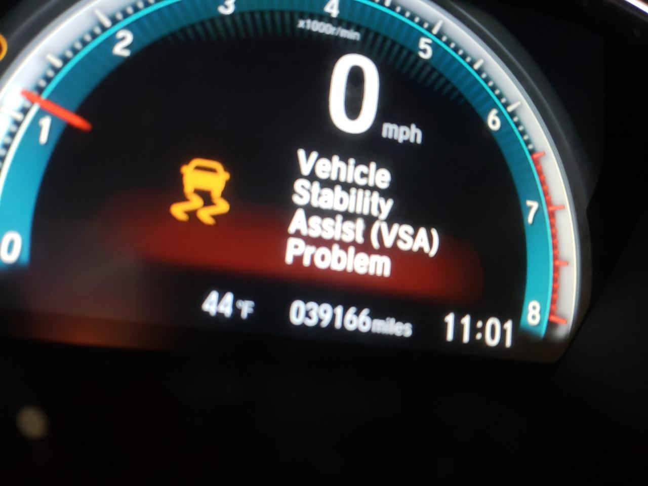 Photo 8 from auction – 2018 HONDA CIVIC EXL with VIN JHMFC1F71JX022124