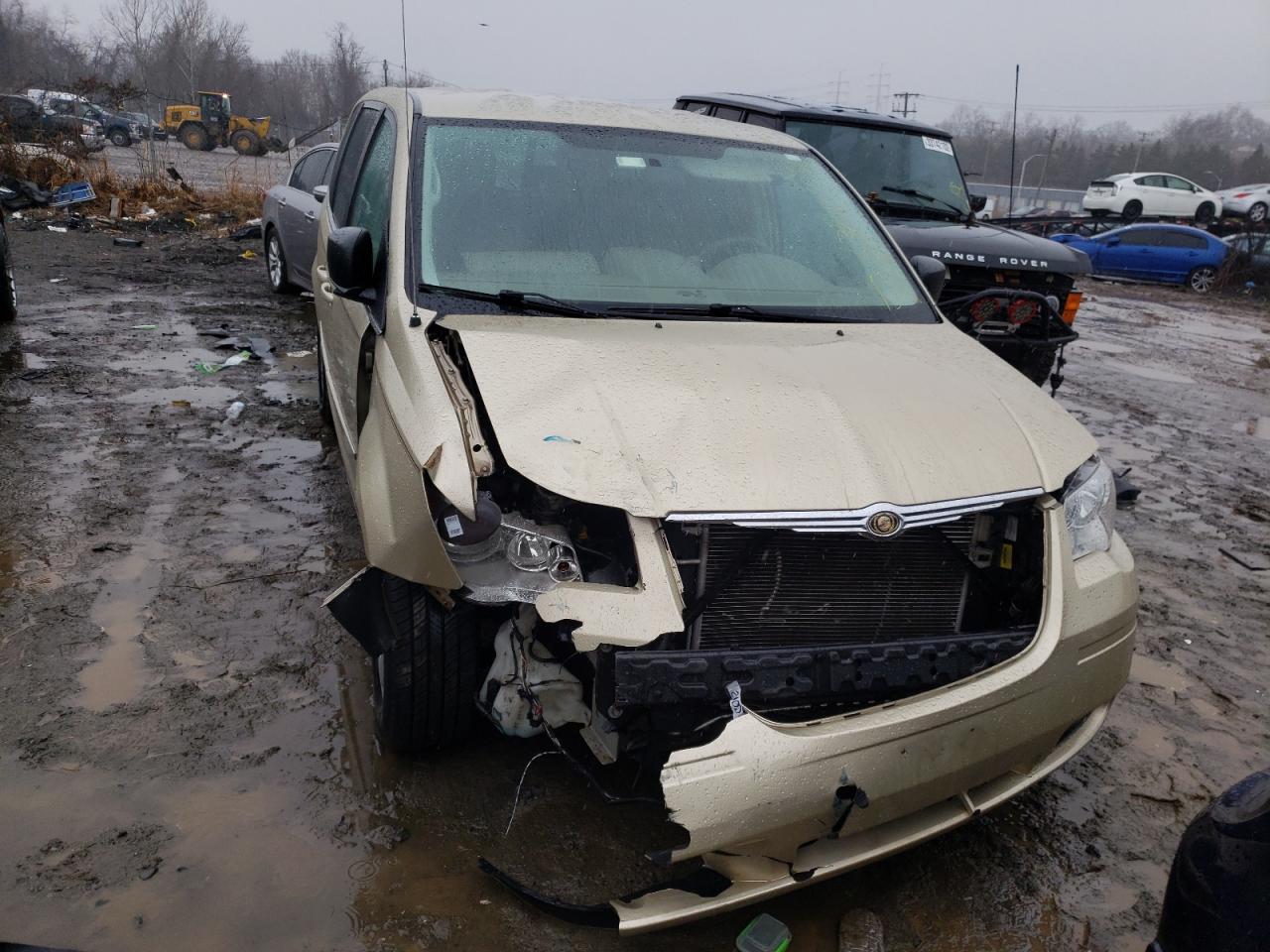 Photo 9 from auction – 2010 CHRYSLER TOWN & COU with VIN 2A4RR4DE6AR188146