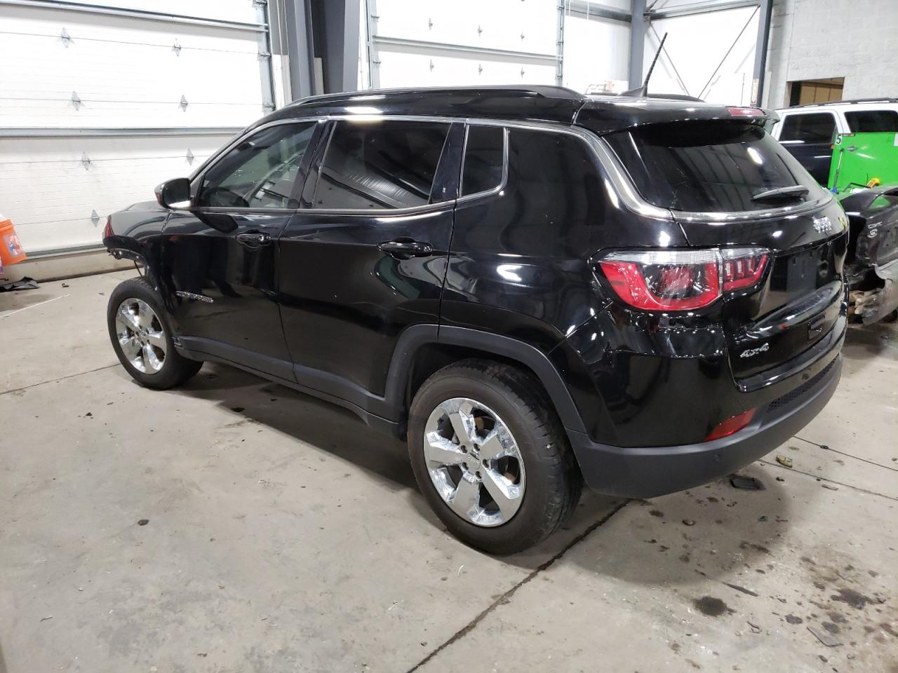 Photo 3 from auction – 2018 JEEP COMPASS LA with VIN 3C4NJDBB0JT393771