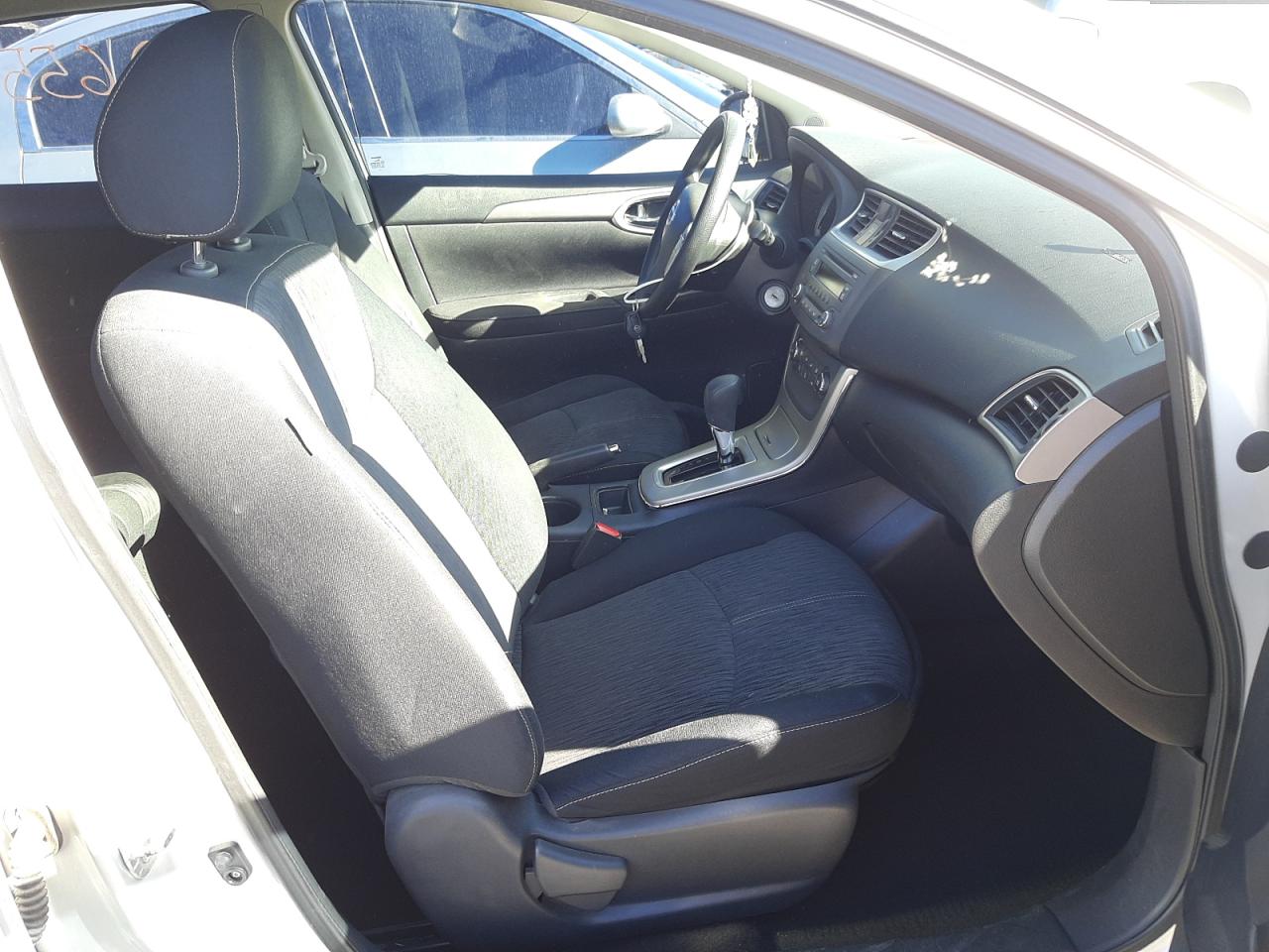 Photo 5 from auction – 2014 NISSAN SENTRA S with VIN 3N1AB7AP6EL669406