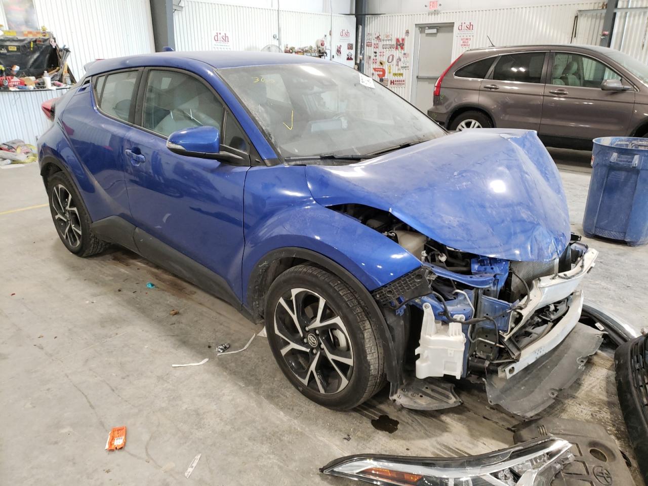 Photo 1 from auction – 2019 TOYOTA C-HR XLE with VIN NMTKHMBX5KR098167