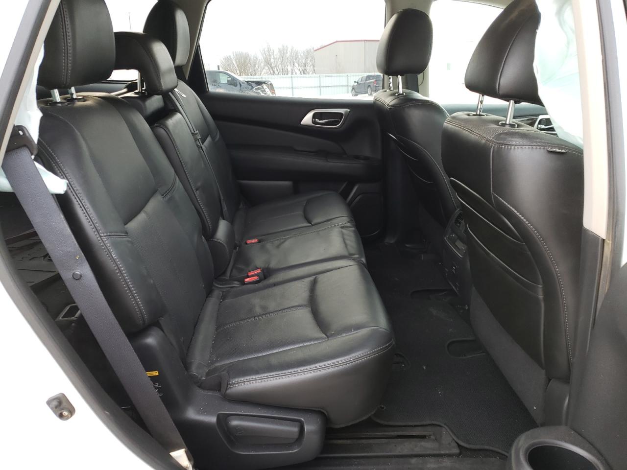Photo 6 from auction – 2013 NISSAN PATHFINDER with VIN 5N1AR2MM8DC671306
