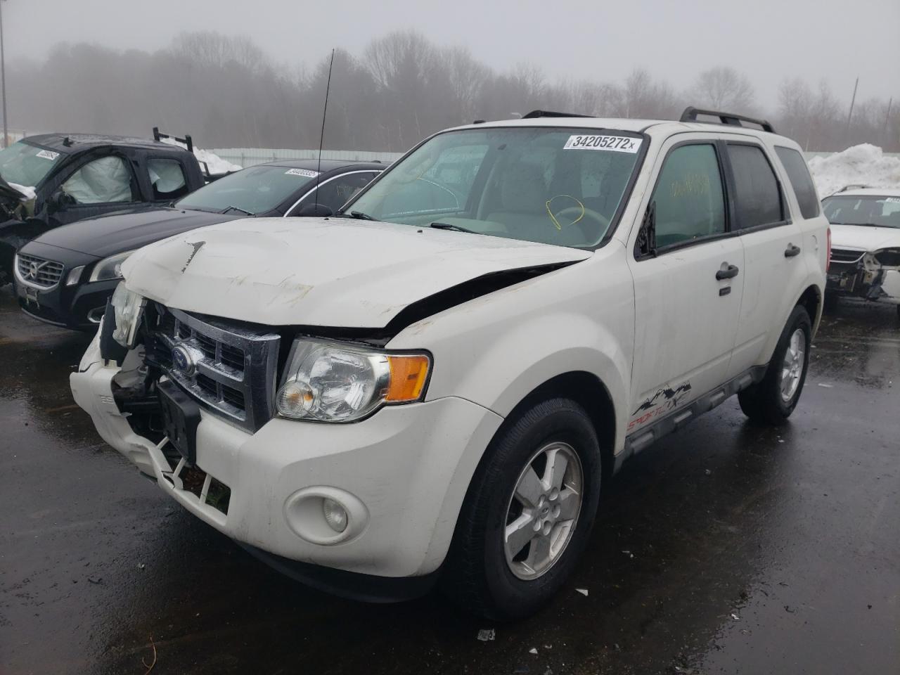 Photo 2 from auction – 2010 FORD ESCAPE XLT with VIN 1FMCU9D70AKC81313