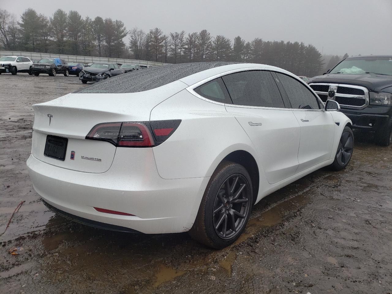Photo 4 from auction – 2020 TESLA MODEL 3 with VIN 5YJ3E1EA4LF737018