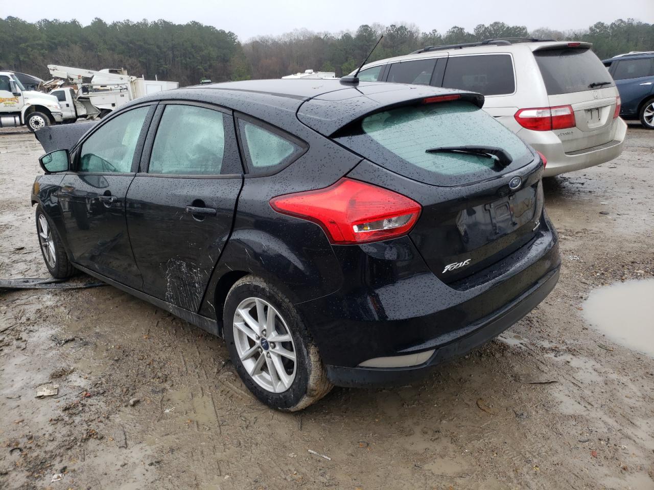 Photo 3 from auction – 2015 FORD FOCUS SE with VIN 1FADP3K26FL204649