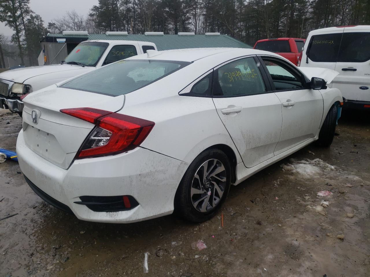 Photo 4 from auction – 2018 HONDA CIVIC EX with VIN 2HGFC2F74JH518094