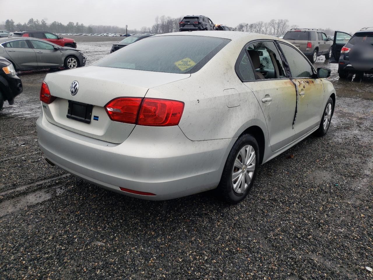 Photo 4 from auction – 2011 VOLKSWAGEN JETTA BASE with VIN 3VW1K7AJ5BM388287